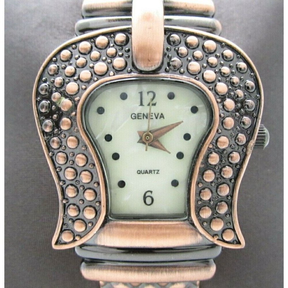 Women's‎ Geneva Quartz Analog 31mm Dial Bangle Watch (D82)